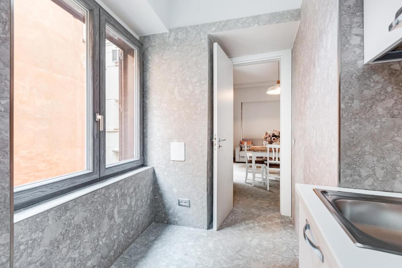 Trevi Fountain - Shabby - Romedreamhome Dış mekan fotoğraf